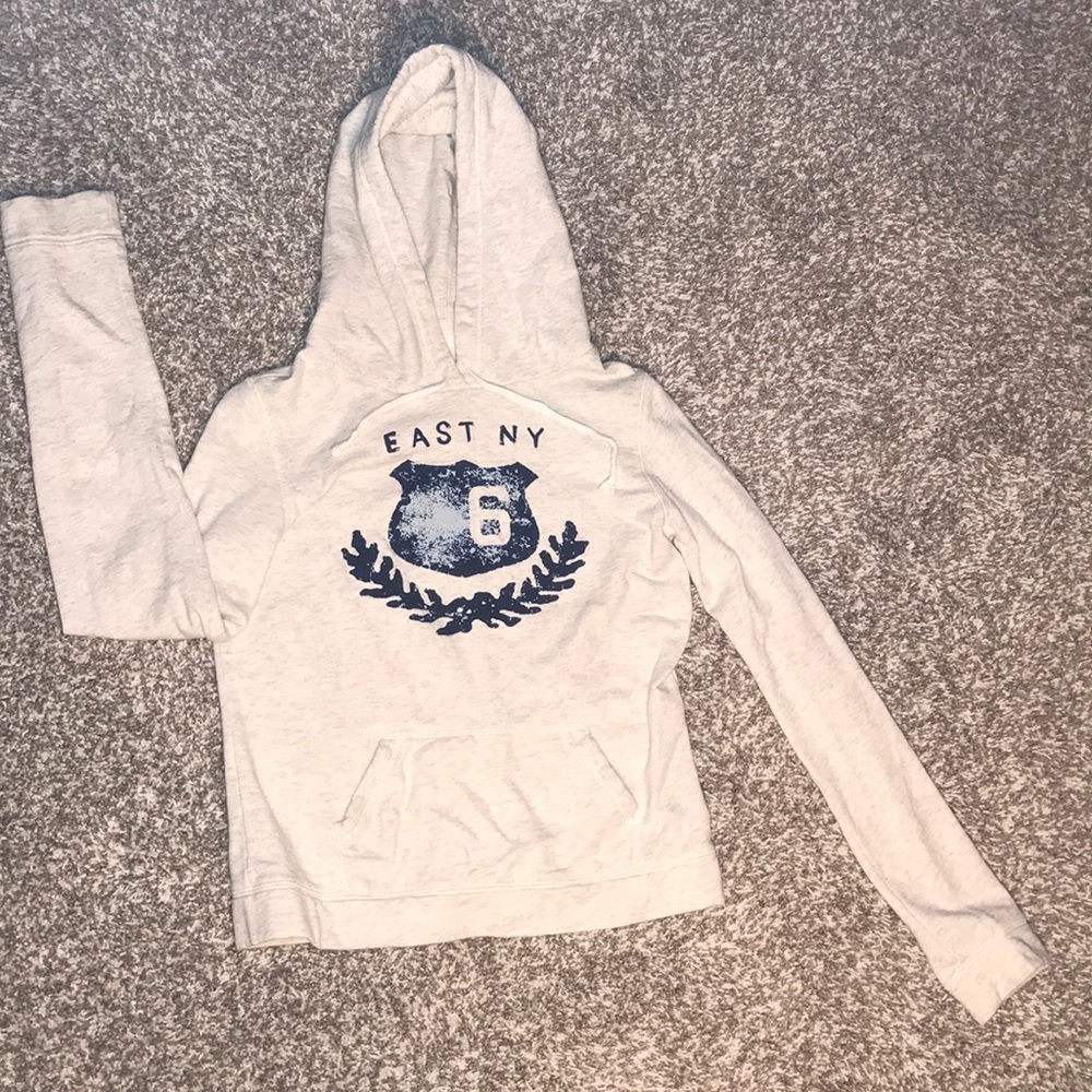 Abercrombie- White hoodie